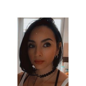 Meet your Posher, Carolina